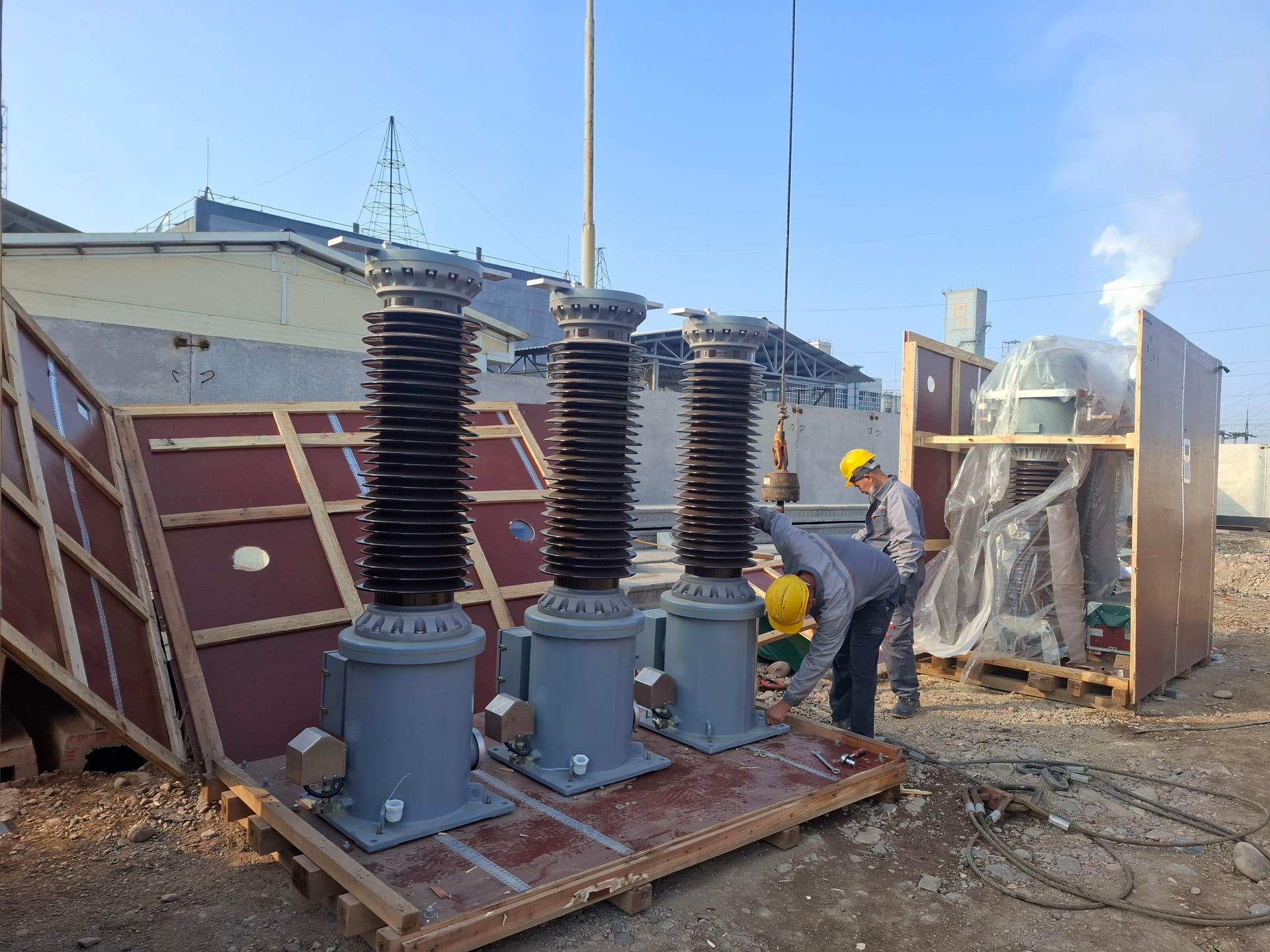 Delivery of the Main Electrical Equipment to the Construction Site Is Continuing